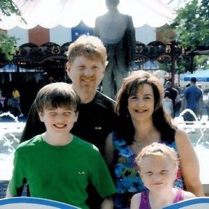 Meet your Posher, Leta